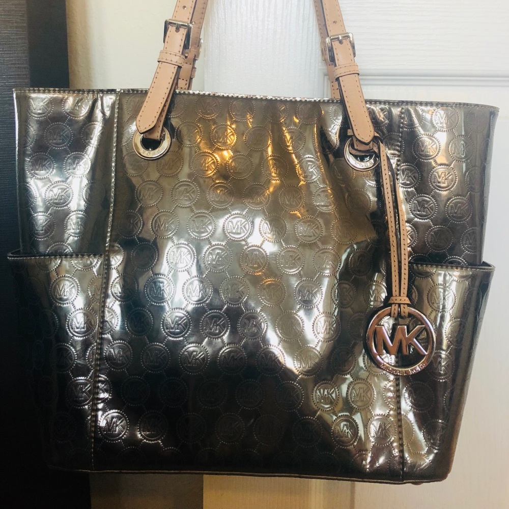 Michael Kors Jet Setter